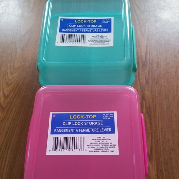 Kitchen Set Of 2 Clip Lock Storage Poshmark